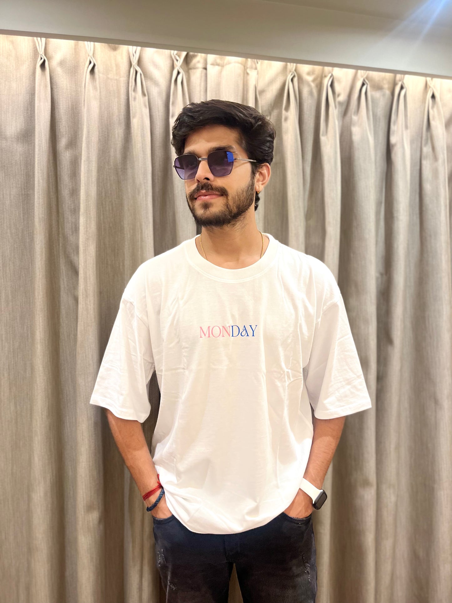 LAZY SUNDAY MORNING OVERSIZED UNISEX T-SHIRT